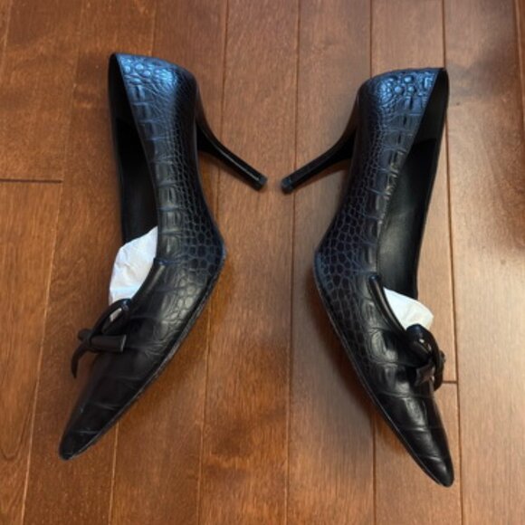 Prada Leather Pumps - Picture 3 of 7